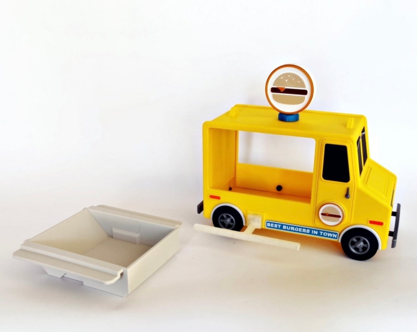 Bird Feeder Ice cream Truck