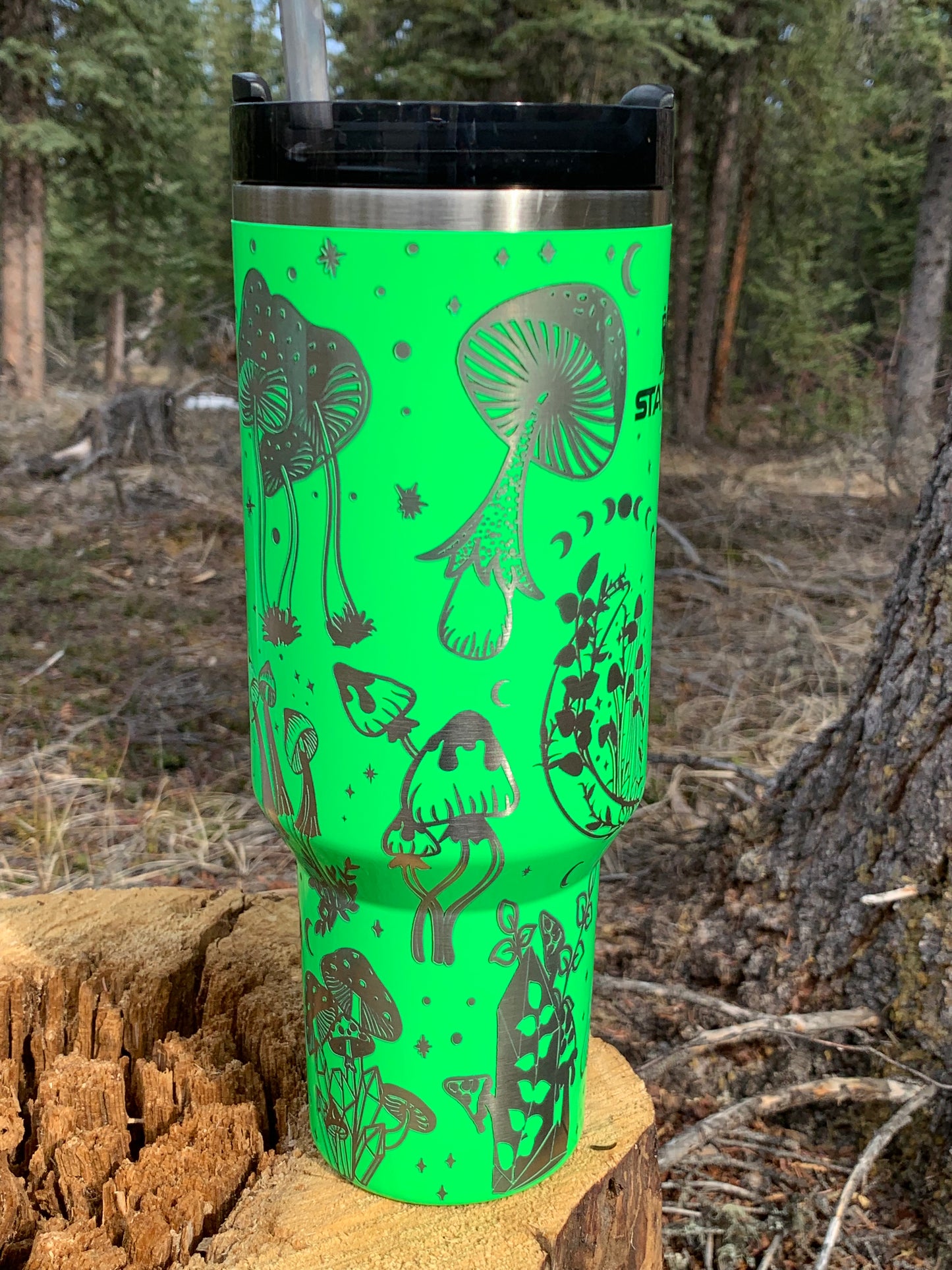 Stanley 40.oz Quencher. Engraved Tumbler, Mushrooms.