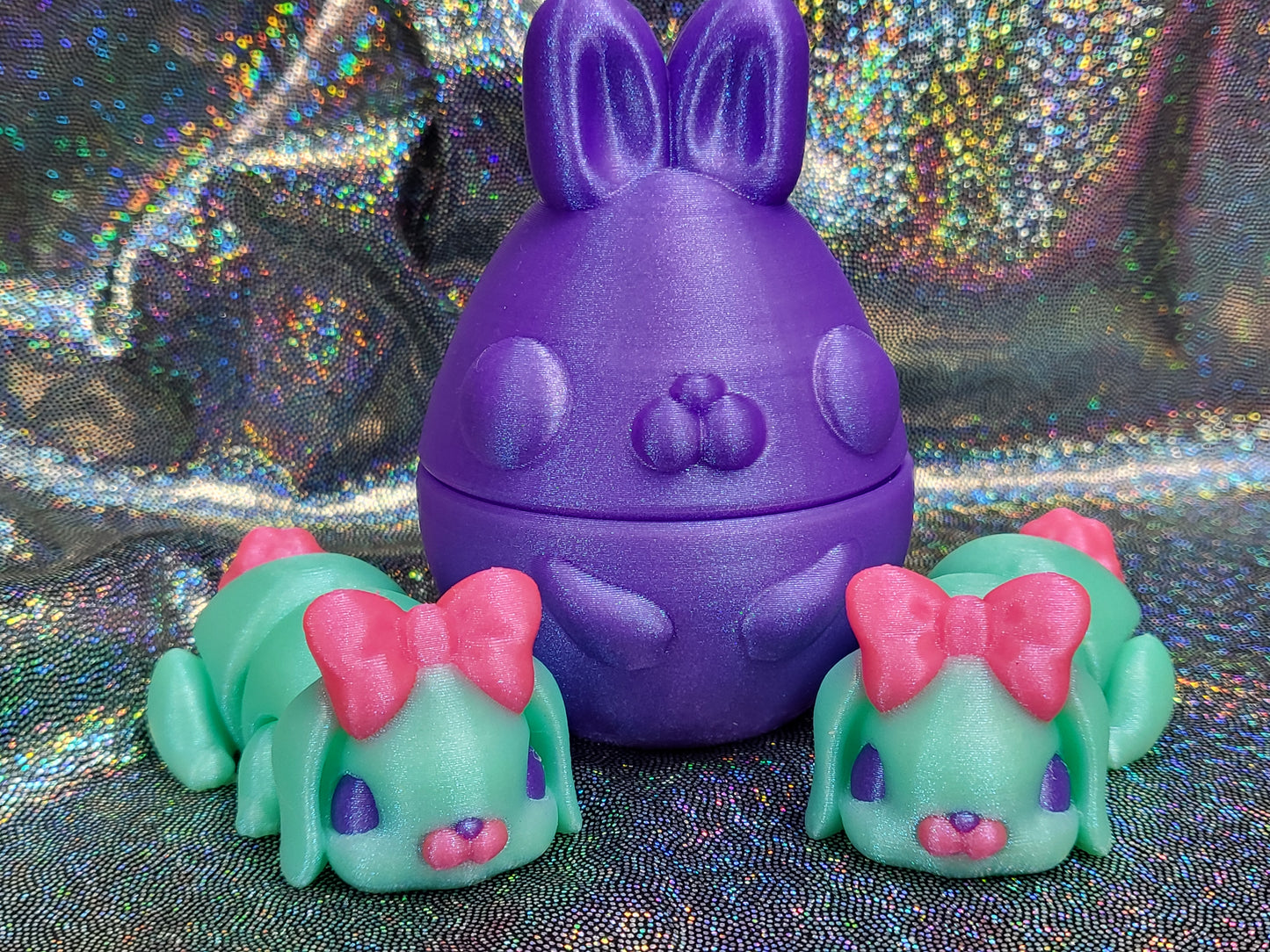 Articulated Bunnies With Eggs, Adult desk Buns