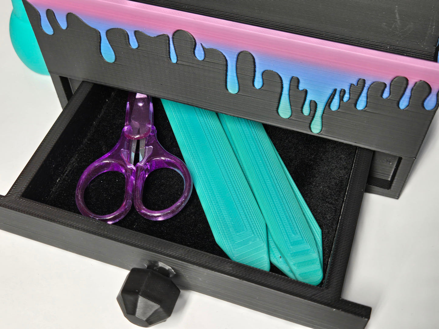 Sinew Caddy With Tool Storage, Aurora Drips, No Restock.